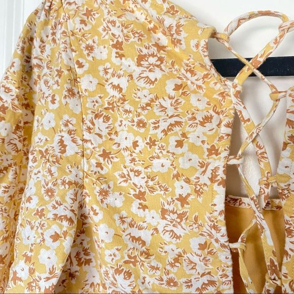 NWT Abercrombie Tie Back Puff Sleeve Top SIZE M - Picture 7 of 7